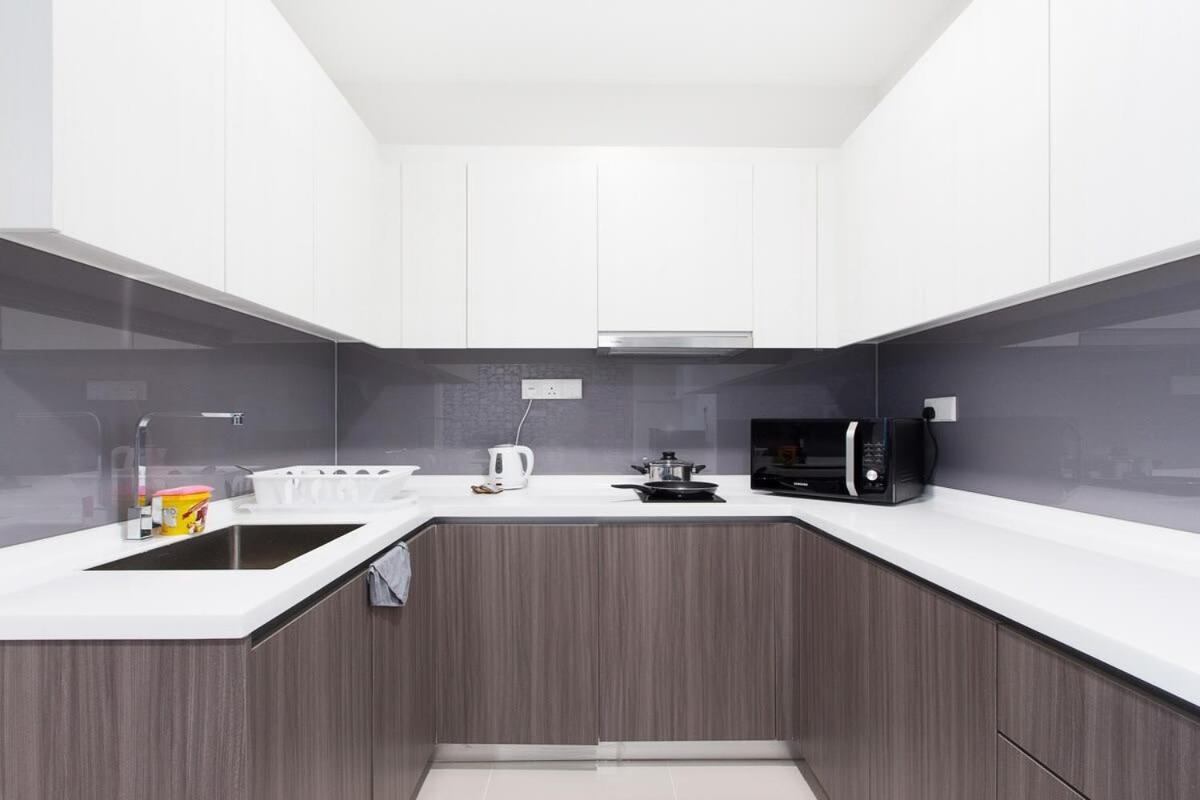 Modern, High Floor Suasana Suites 05 In Jb Johor Bahru Extérieur photo